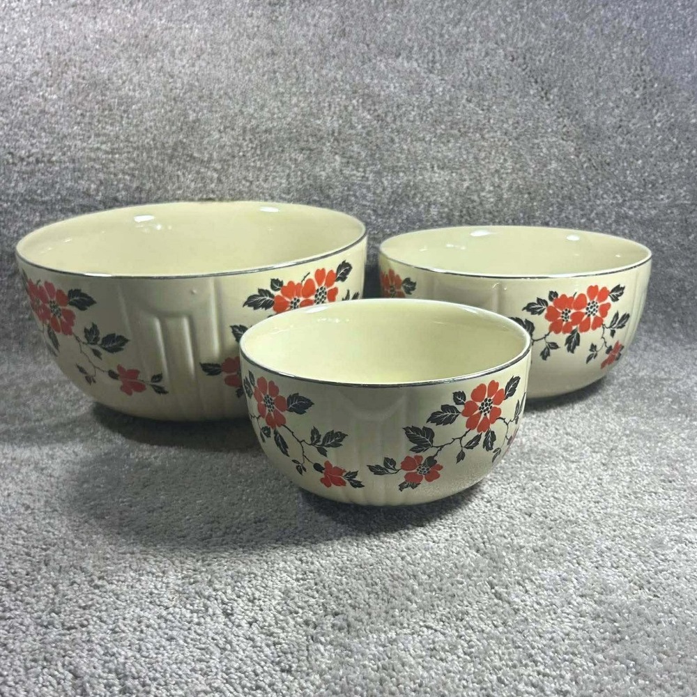 Hall China Mixing Bowls Ivory Red Wild Poppy Floral Nesting Set of 3 Vintage